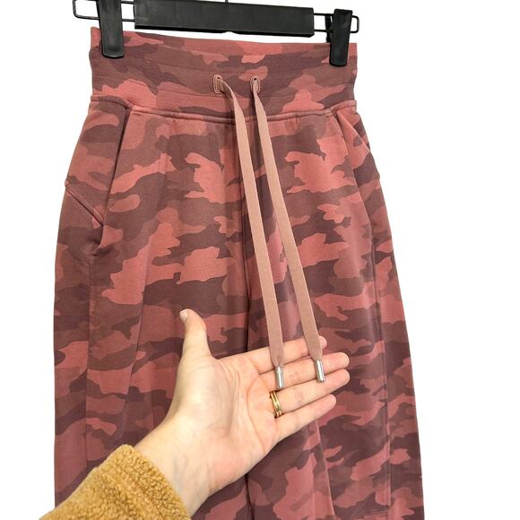 Lululemon Relaxed Fit French Terry Jogger Women's Sz 0 Camo Brier Rose Relaxed - Picture 5 of 6